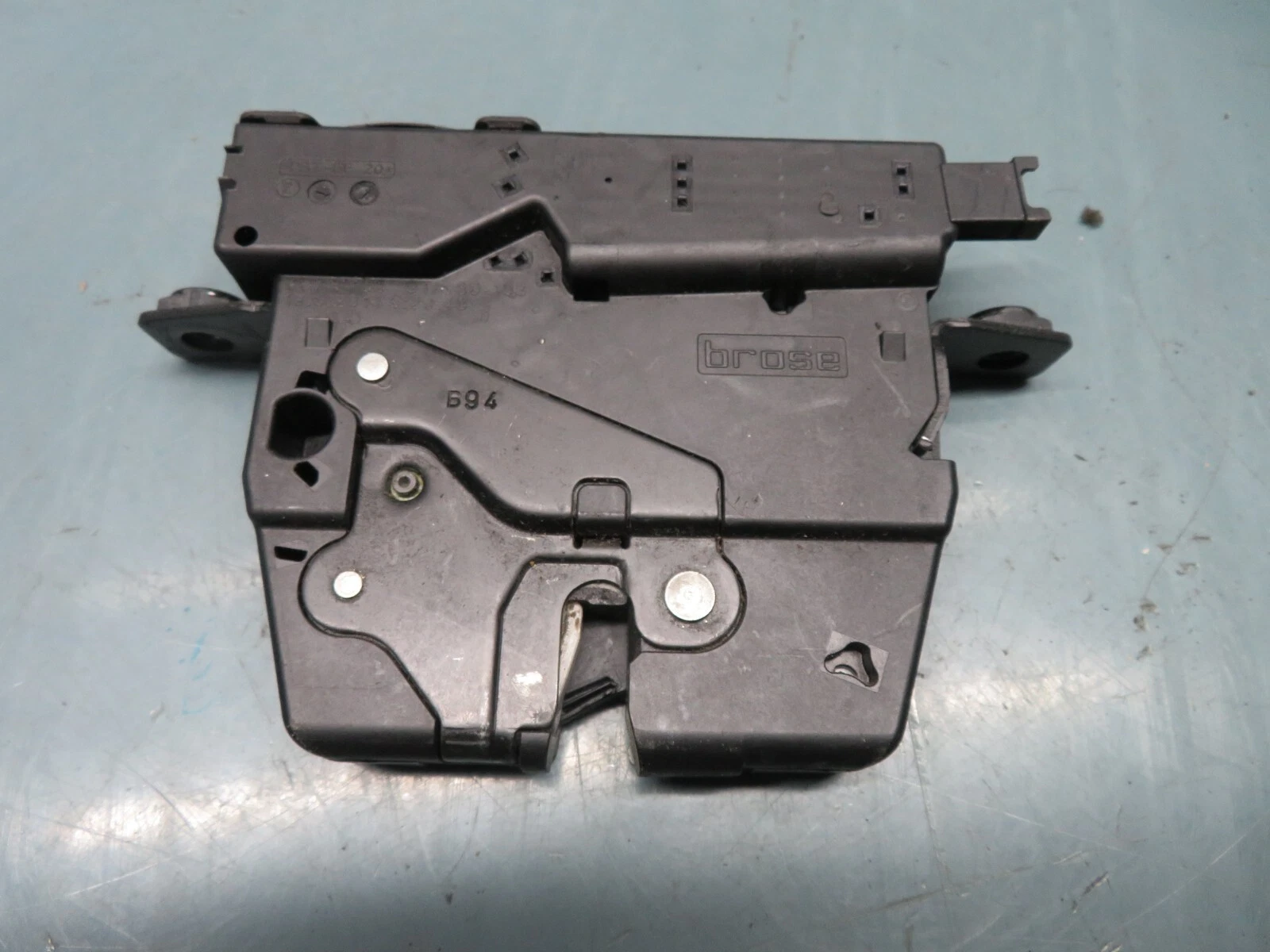 BMW F10 Trunk Latch Lock Actuator F30 F32 F10 F12 F13, Rear Trunk boot lid