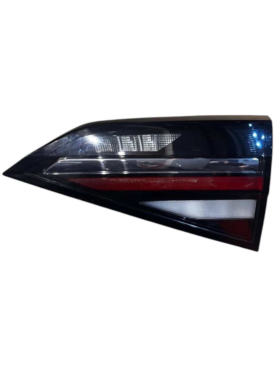 VW Polo 9/Life Sedan Inner Taillight