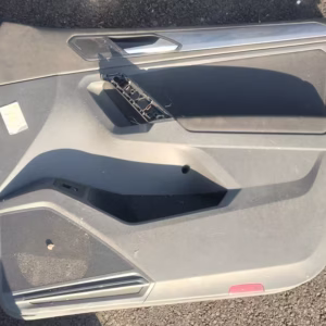 VW TIGUAN FRONT DOOR PANEL